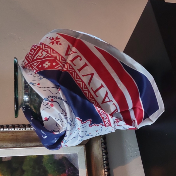 Vintage "Latvia" Souvenir Scarf - Picture 1 of 3